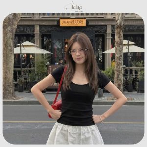 Áo thun nữ cổ U Talaa AT004 chất thun zip co giãn 4 chiều, form ôm tôn dáng phong cách Hàn Quốc
